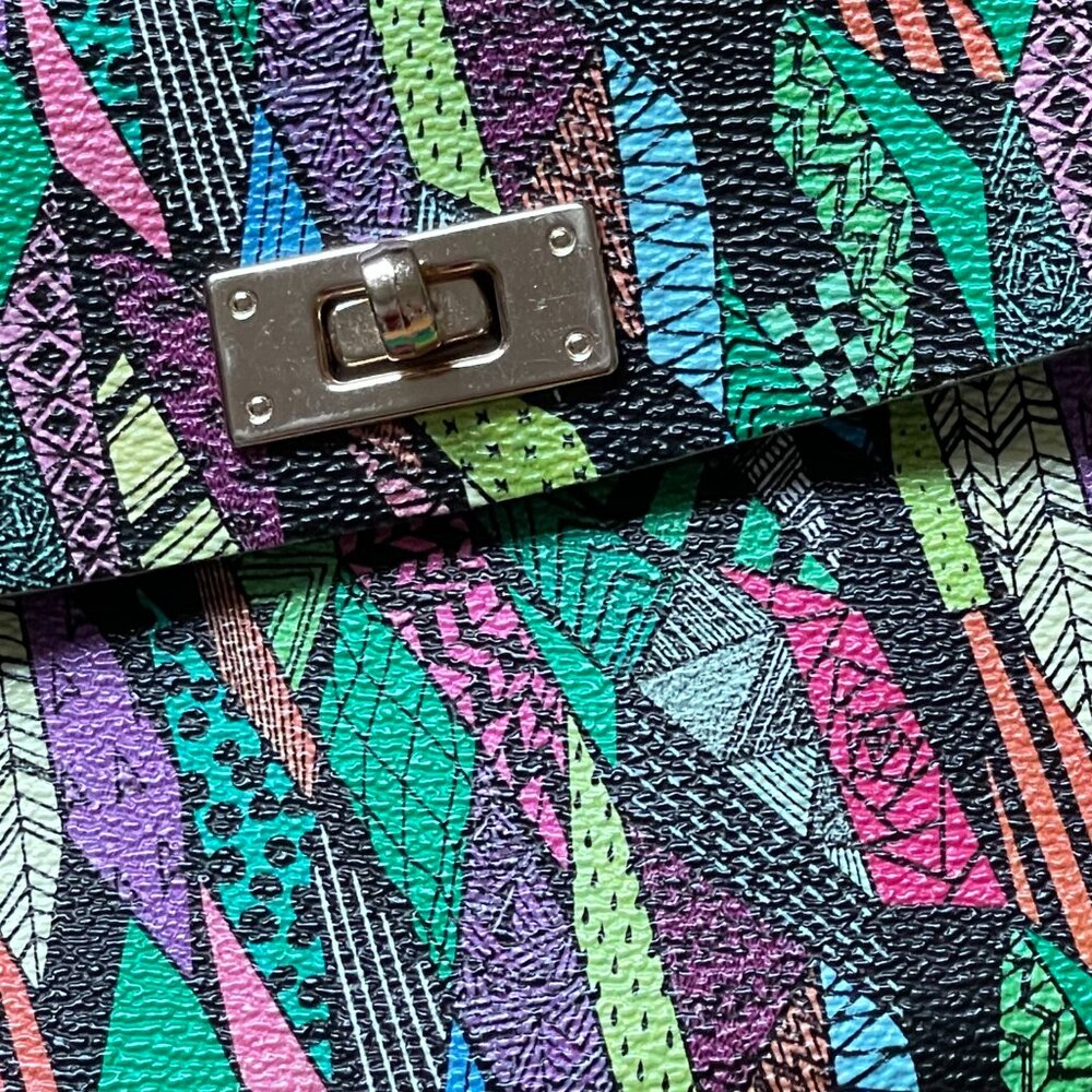 Vinyl Colorful Purse Mini EUC - Picture 6 of 8